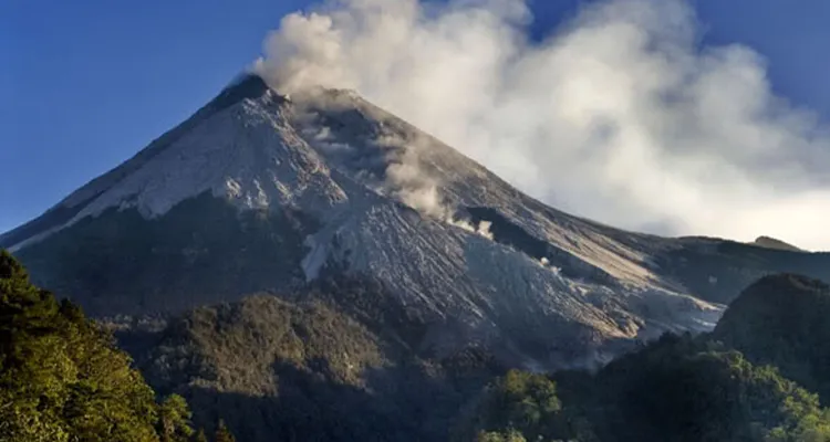 Gunung Sorik Marapi Wisata Adrenalin Yang Menakjubkan Pesona Alam