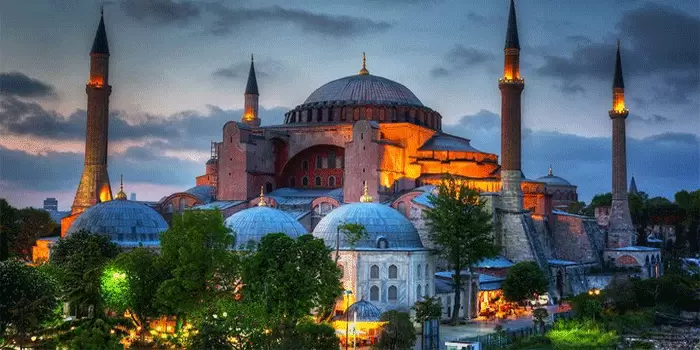 Hagia Sophia Tempat Berwisata Penuh Kejutan Dan Keindahan