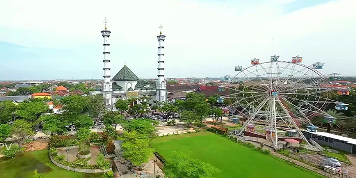 Wisata Alun-Alun Lamongan Destinasi Yang Wajib Dikunjungi