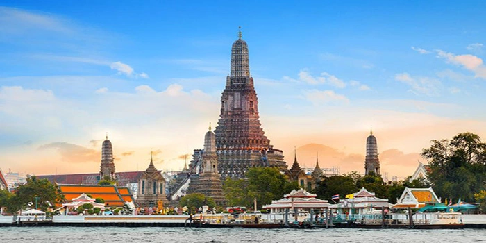 Wat Arun – Wisata Populer Yang Wajib Anda Kunjungi Di Thailand