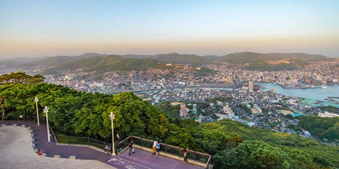 Gunung Inasayama – Nikmati Pemandangan Kota Yang Indah