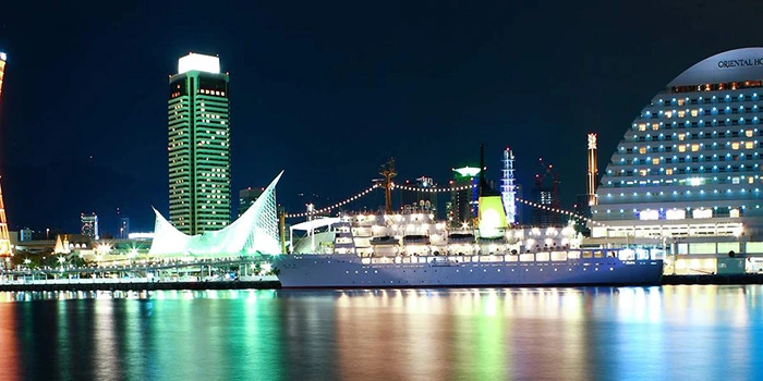 Luminous Kobe – Menikmati Menu Makanan Prancis Di Atas Kapal