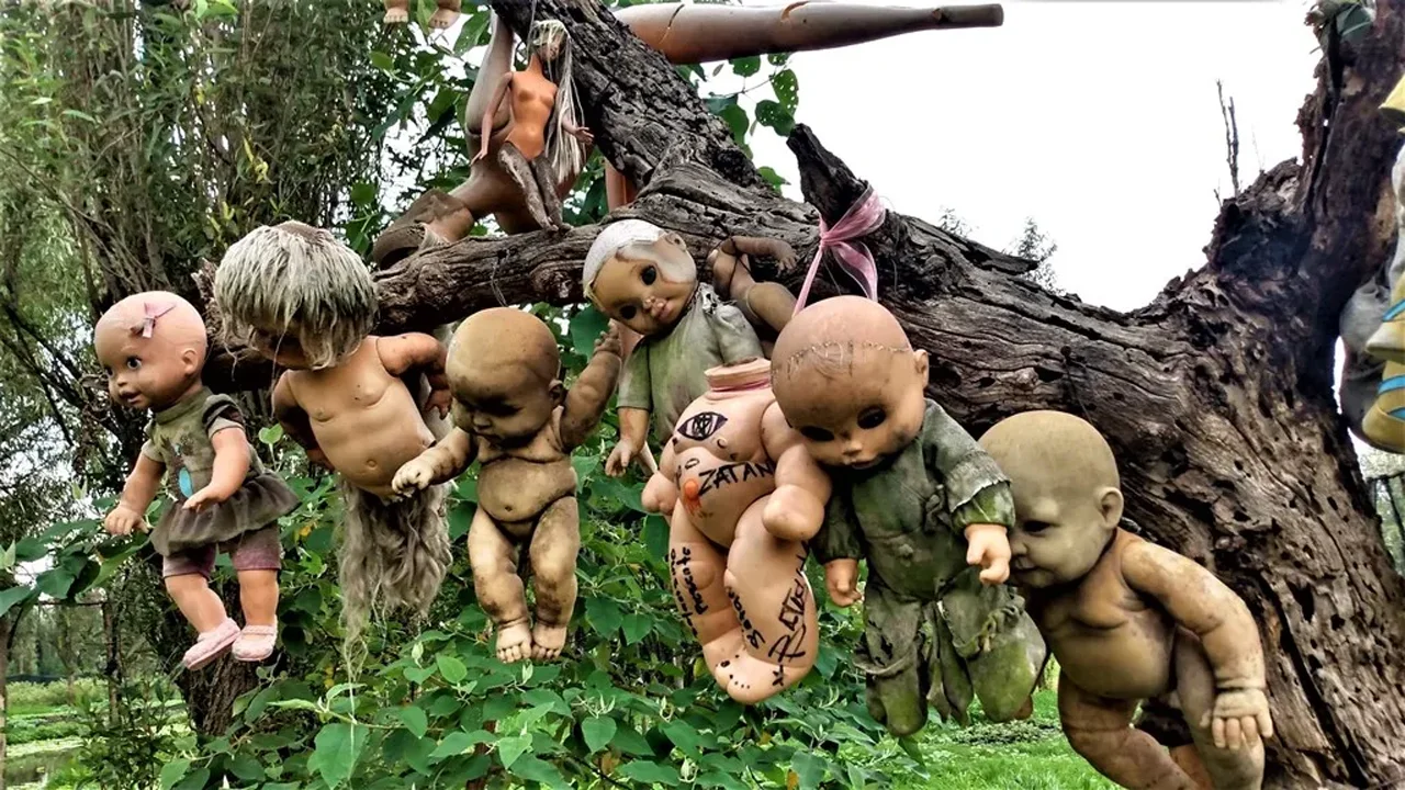 Island-of-the-Dolls,-Destinasi-Wisata-Horor-Paling-Populer-di-Mexico-City