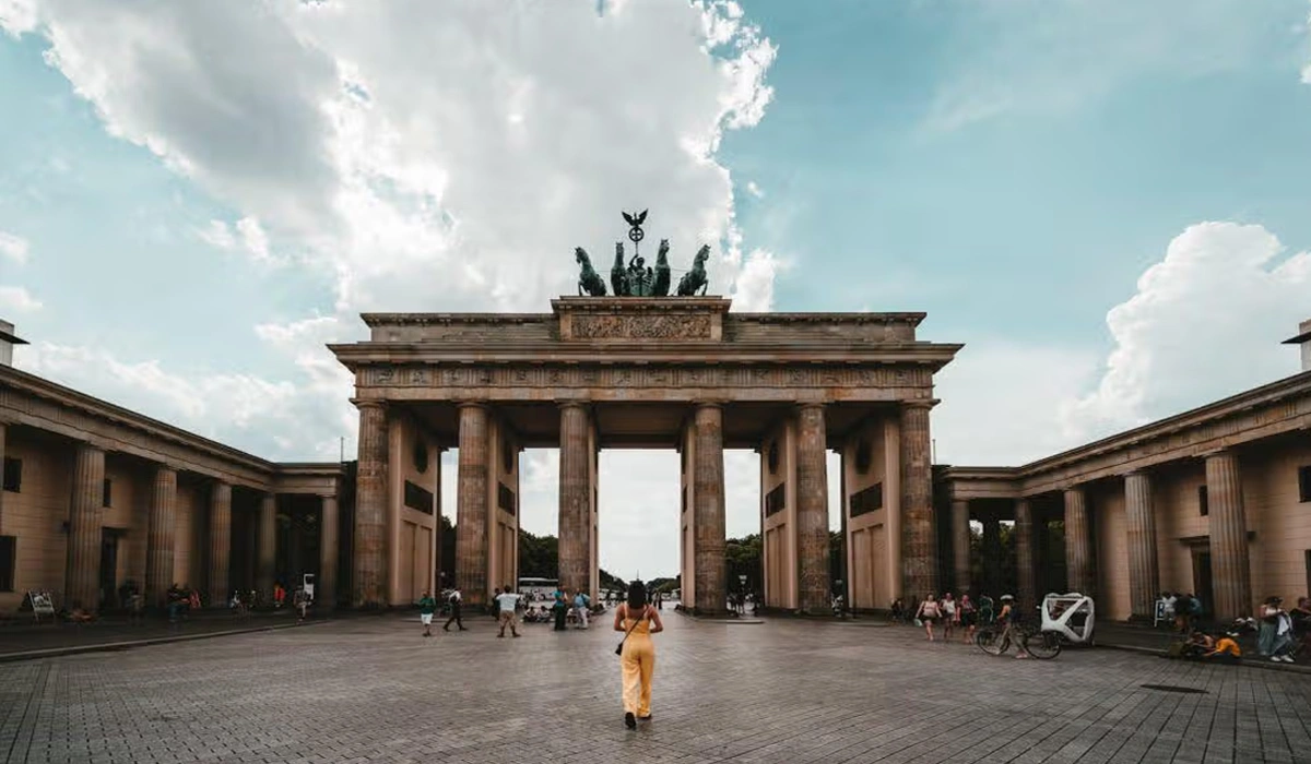 Pengalaman-Wisata-di-Sekitar-Brandenburg-Gate