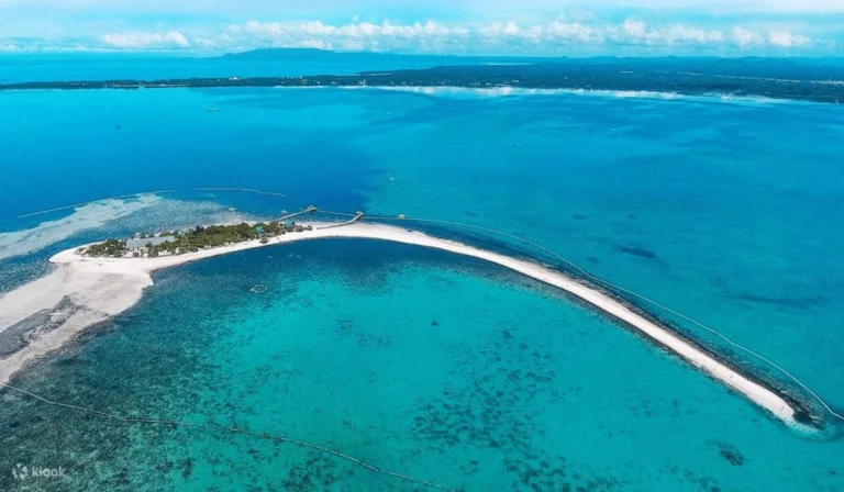 Panglao Island, Surga Tropis Dengan Pantai Putih dan Laut Memesona