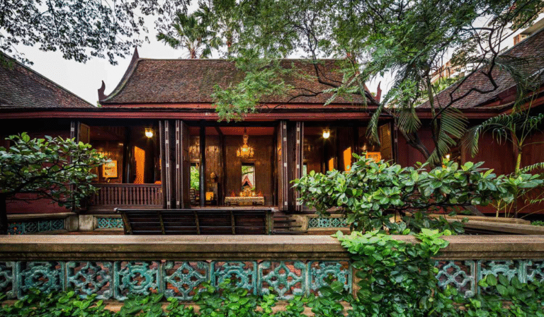 Pesona Keindahan Museum Jim Thompson House di Bangkok