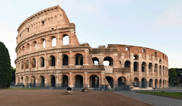 Colosseum Roma, Keajaiban Arsitektur Dan Sejarah Yang Mengagumkan