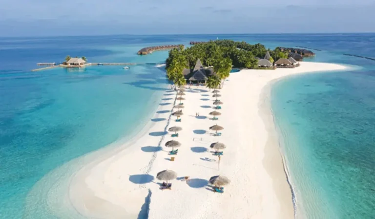 Pesona Keindahan Pantai Pulau Veligandu Maladewa Yang Tak Terlupakan