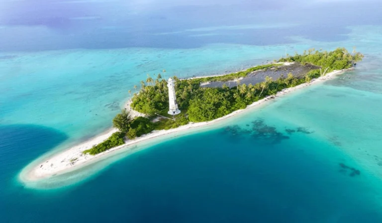 Menjelajah Keindahan Tersembunyi Pulau Banyak Di Aceh Singkil